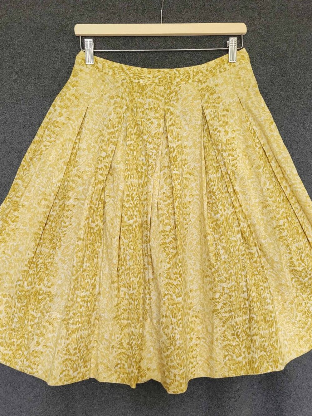 Talbots Pleated A-Line Skirt Abstract Print Cotton Knee Length Flowy Size 2